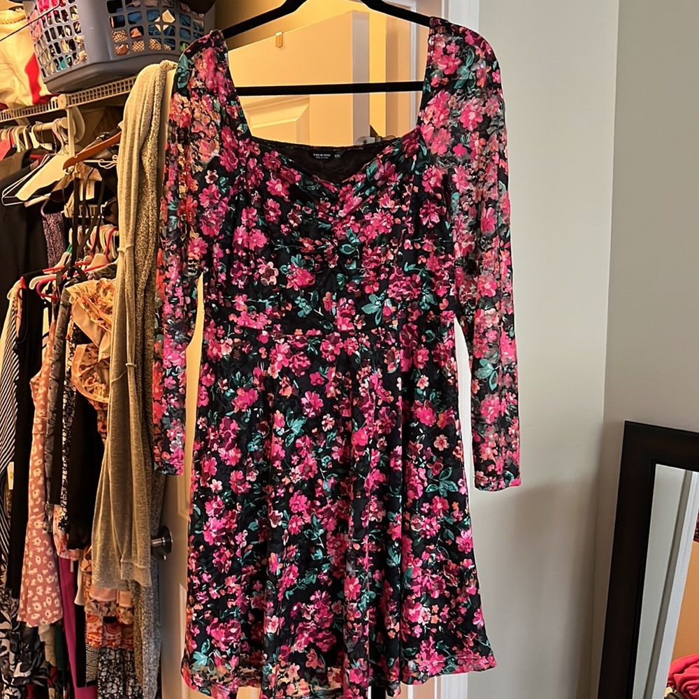 Shein curve dress